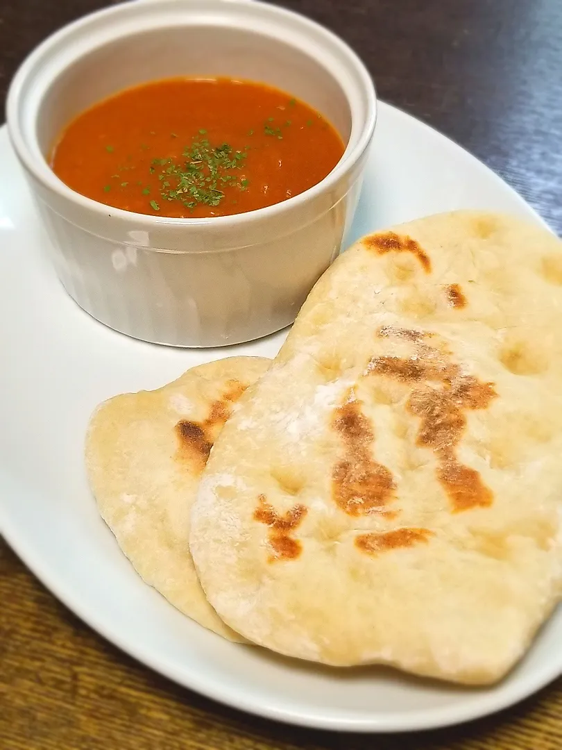 パパ作👨手作りナンですカレー🍛|ぱんだのままんさん