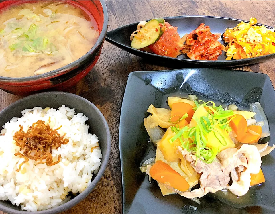 肉じゃが定食|一言多い君さん