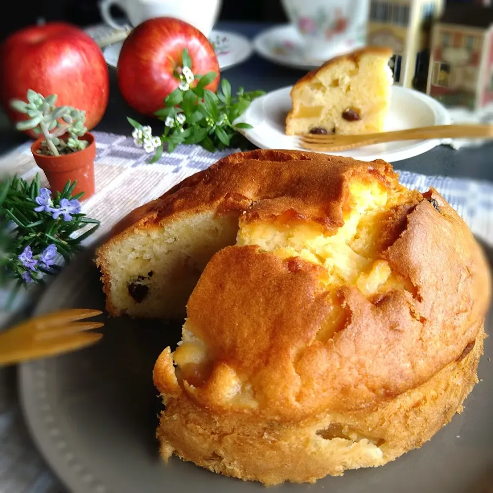 fumfumさんの料理 りんごケーキ☺️|とまと🍅さん