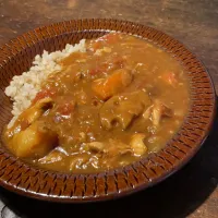 Snapdishの料理写真:チキンカレー🍛|アンチョビさん