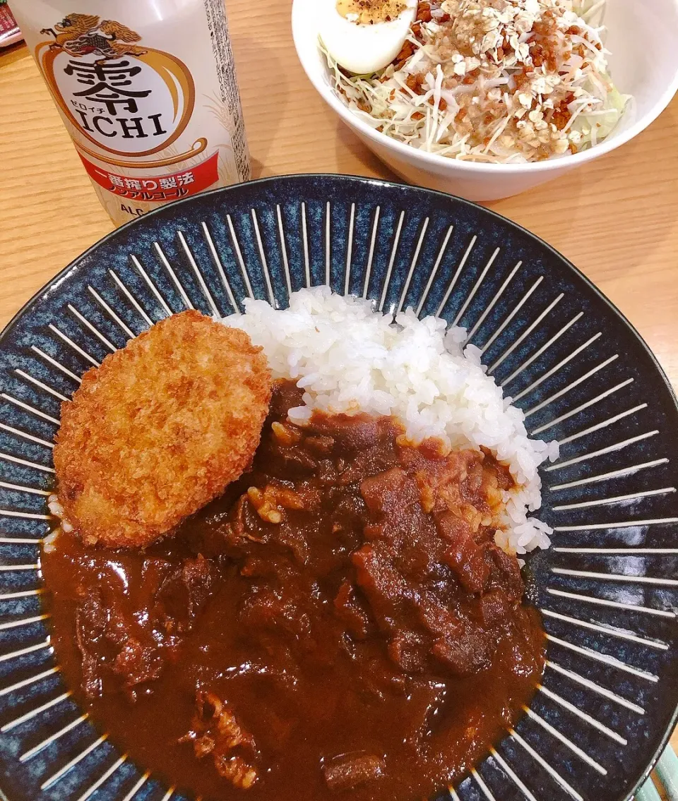 Snapdishの料理写真:4年に1度ぐらいのハヤシライス！ノンアル🍺で。|海斗さん