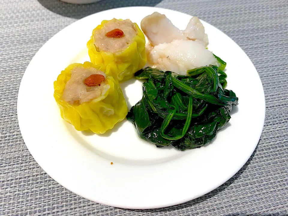 Siu Mai, spinach and fish|skyblueさん