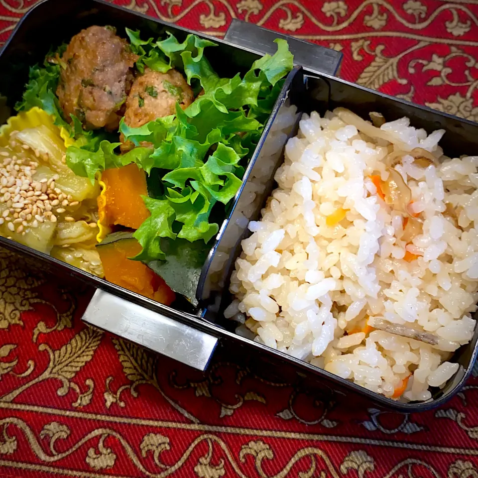 豆苗ハンバーグと、焼き茄子と、南瓜の煮物と、帆立ご飯弁当|もえさん