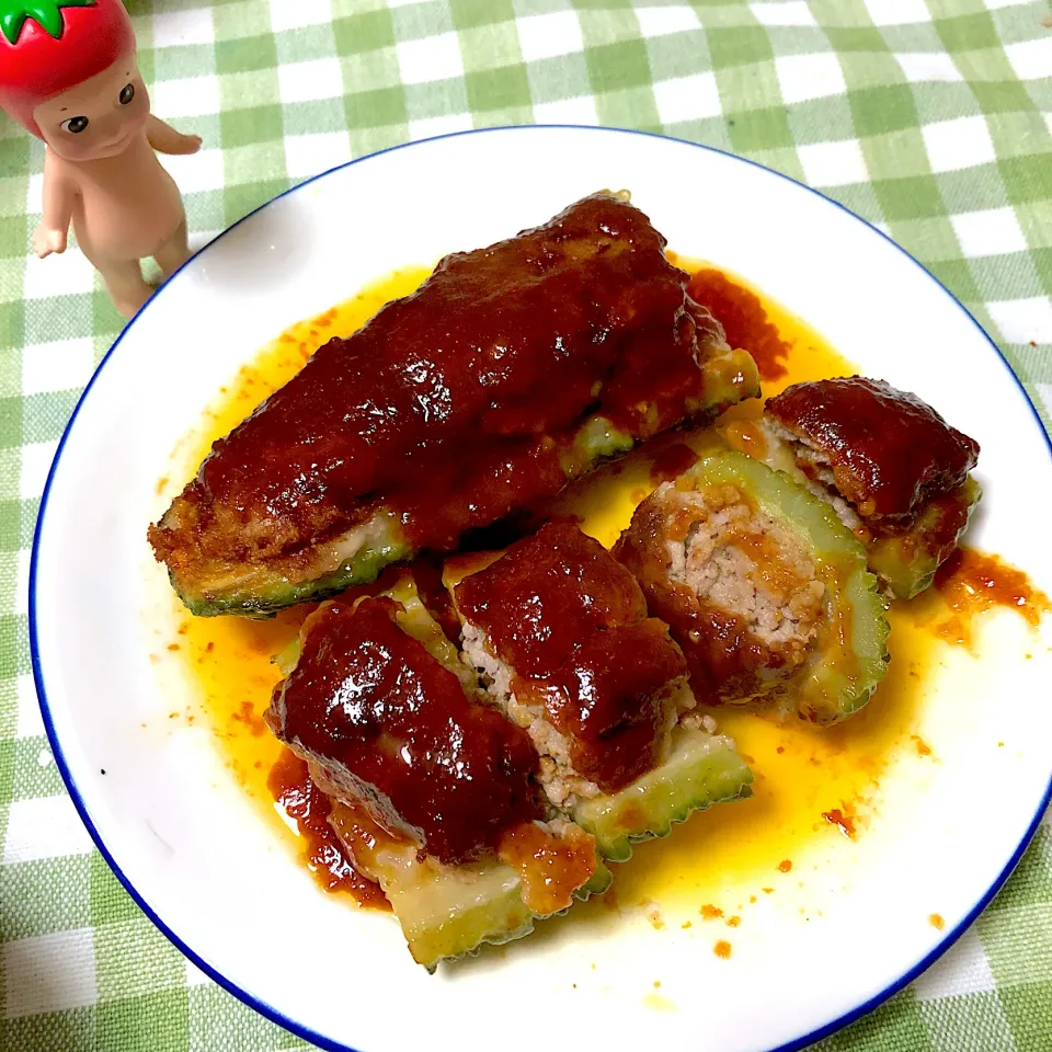 Snapdishの料理写真:ゴーヤーの肉詰め|こじゅわいさん