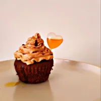 Snapdishの料理写真:Tipsy bourbon chocolate cupcakes|reginaさん