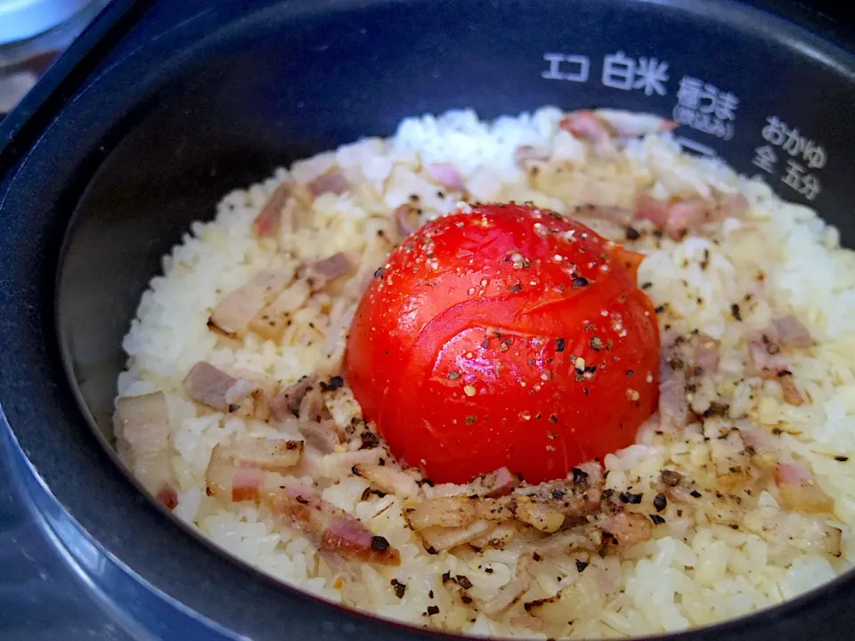 Snapdishの料理写真:トマトとベーコンご飯|@chieko_tanabe_さん