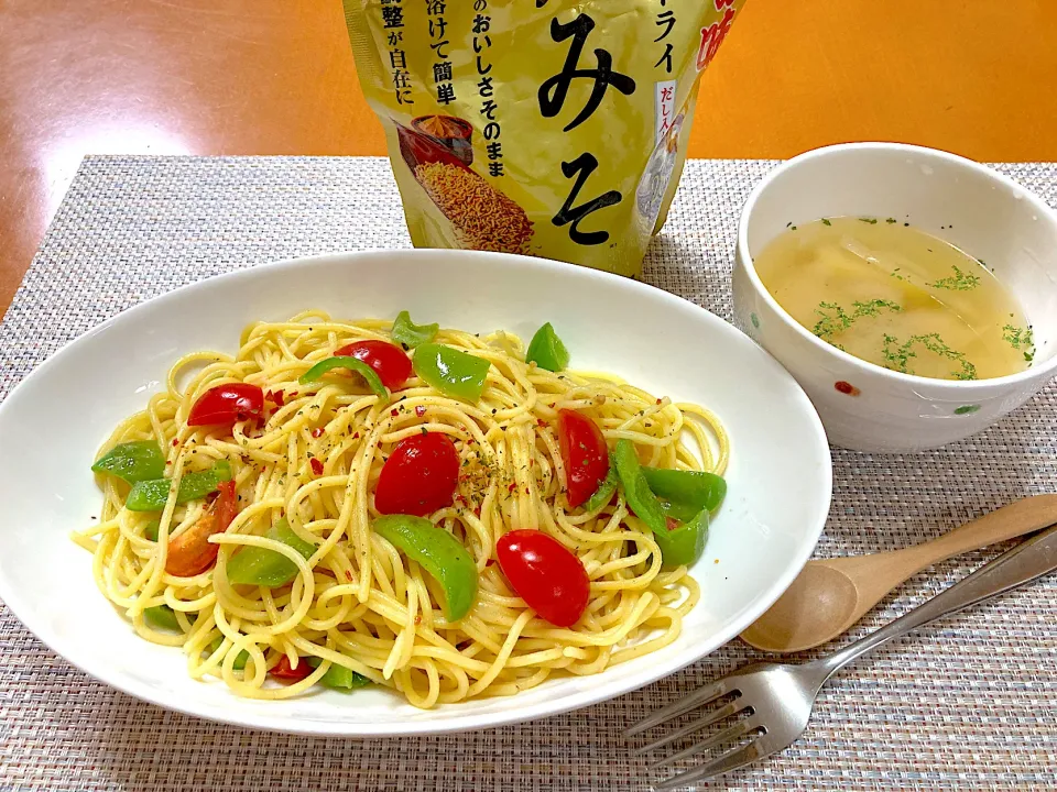 マルコメ キッチンさんの料理 顆粒みそで簡単！ワンパン夏野菜のペペロンチーノ|オレンジまゆゆさん