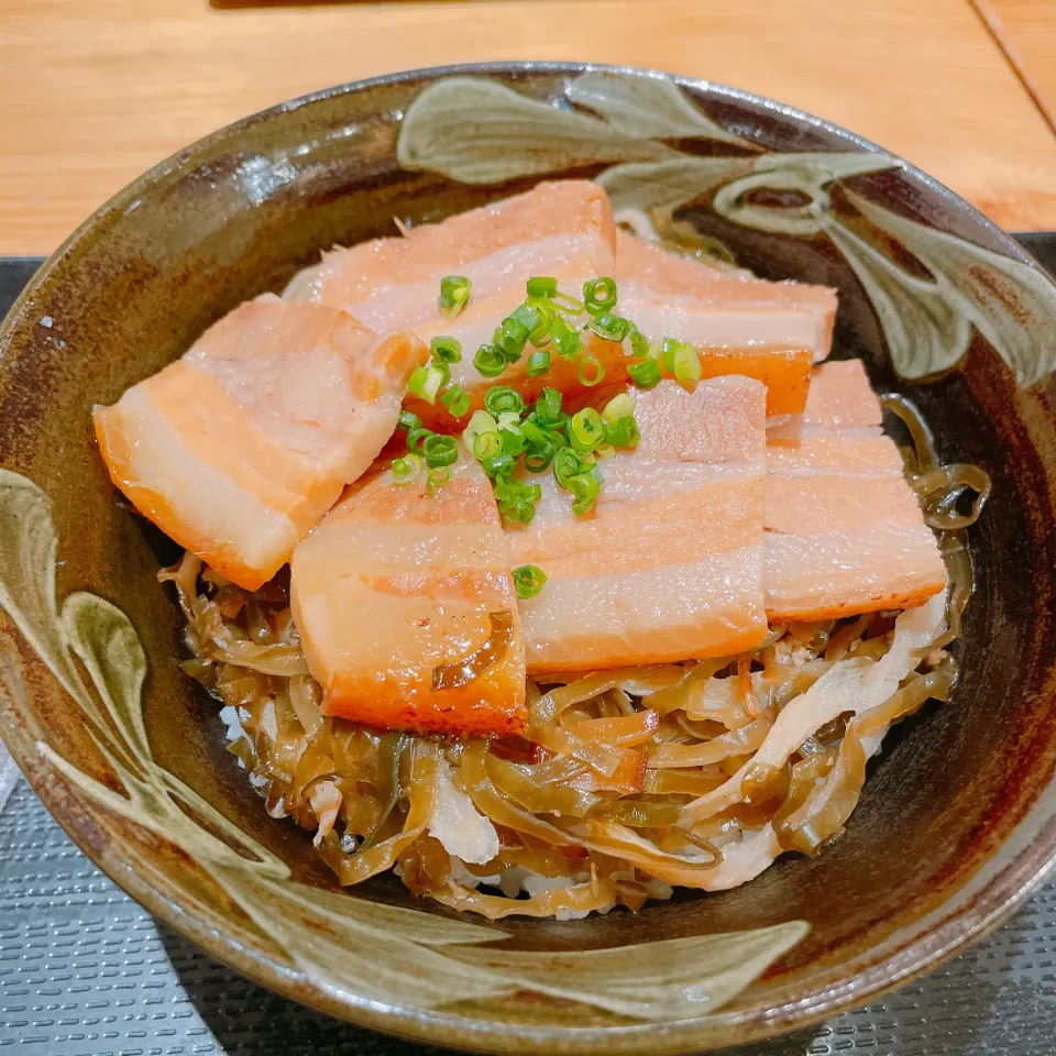 ラフテー丼|himari☺︎さん