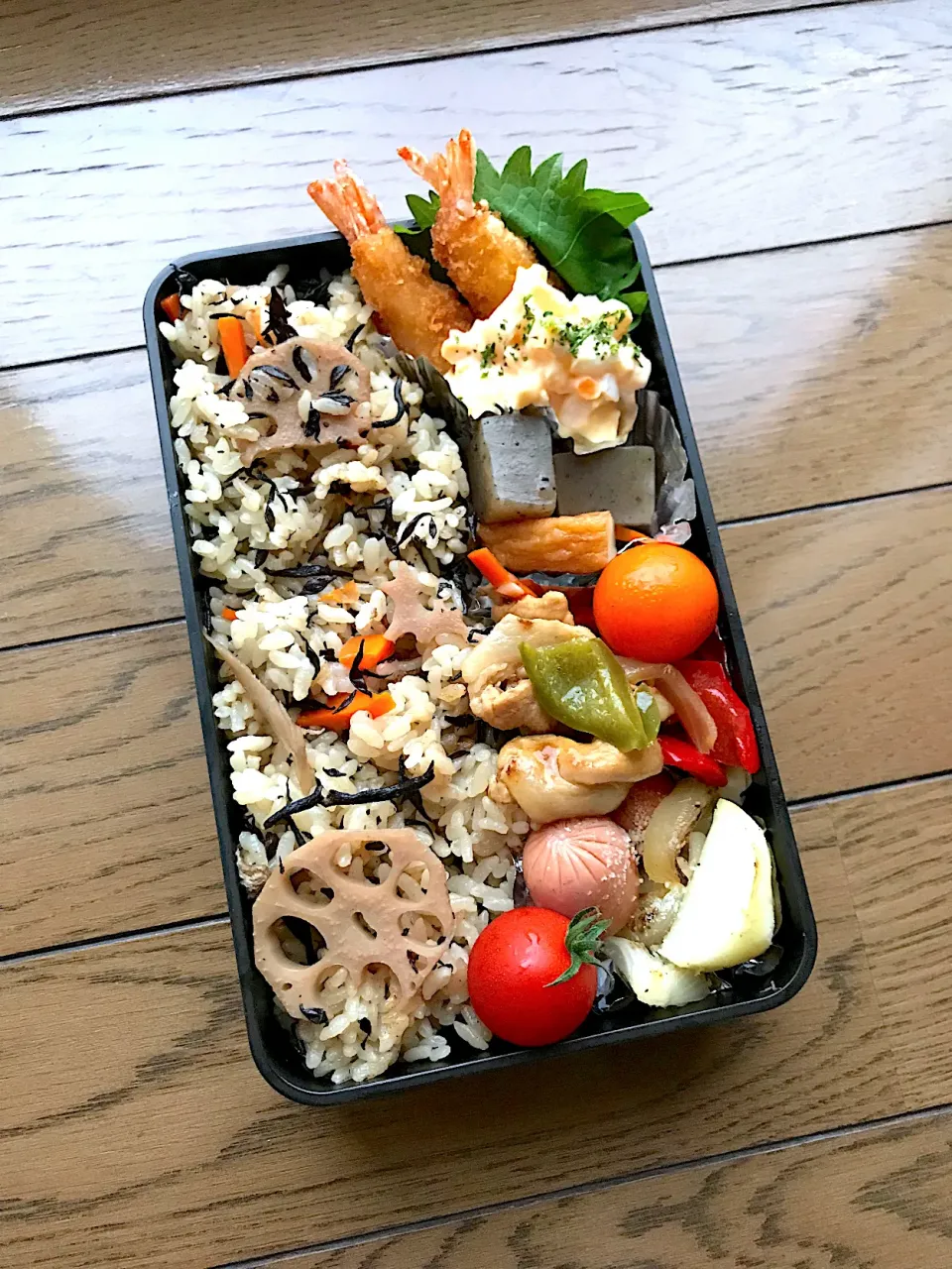 #ひじきリメイク #炊き込みご飯|_emi_48.0517さん