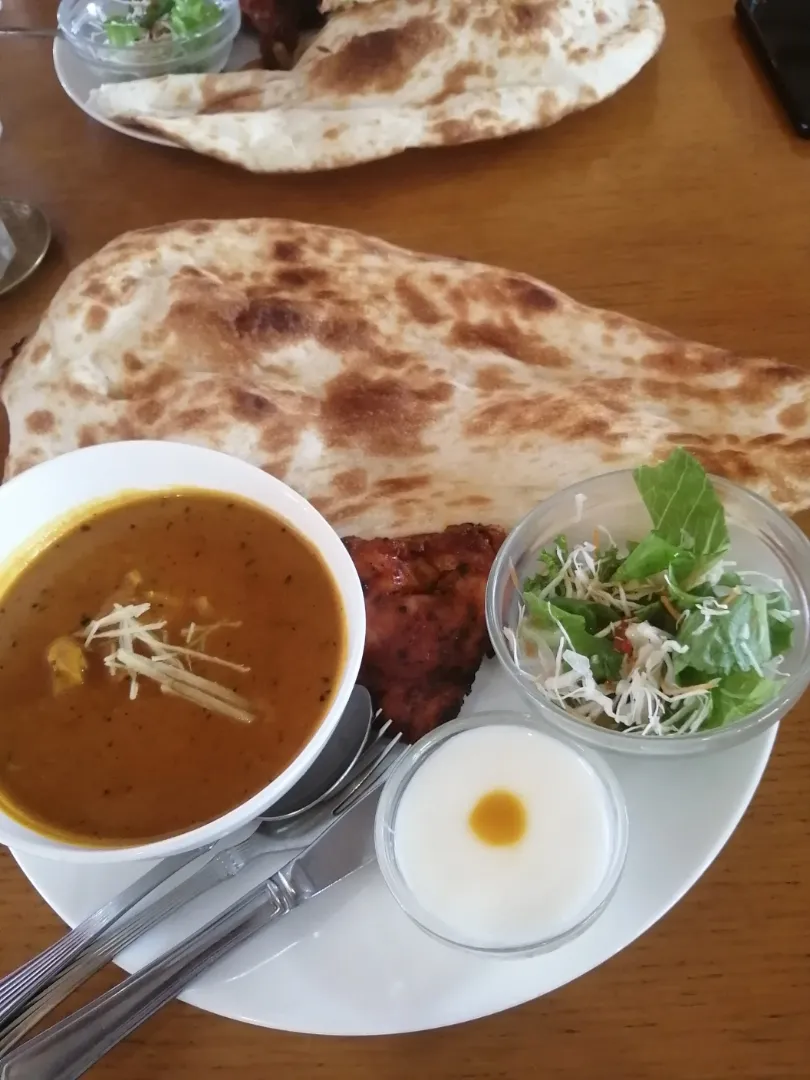 沖縄市のクリシュナのチキンカレー😀|すず❤さん