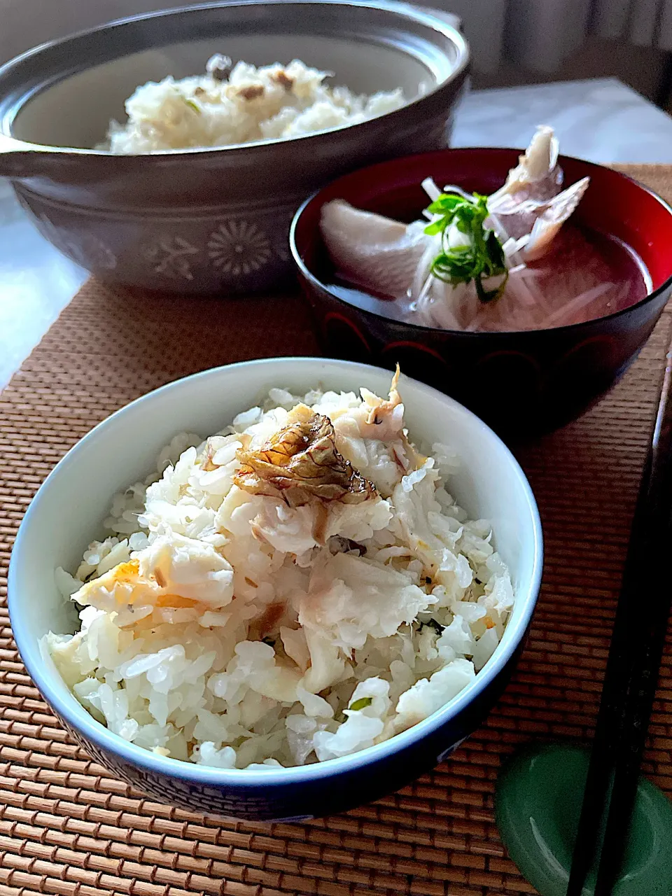 切り身で簡単〜土鍋 DE 鯛めし|とんちんさん