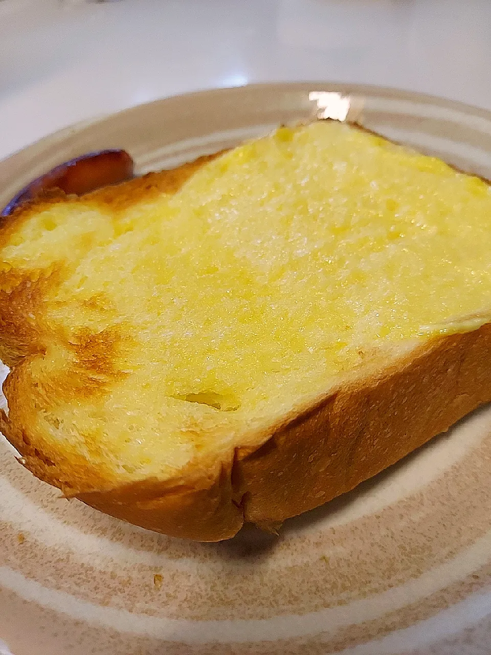 Snapdishの料理写真:マヨネーズシュガーパン🍞|みどりさん