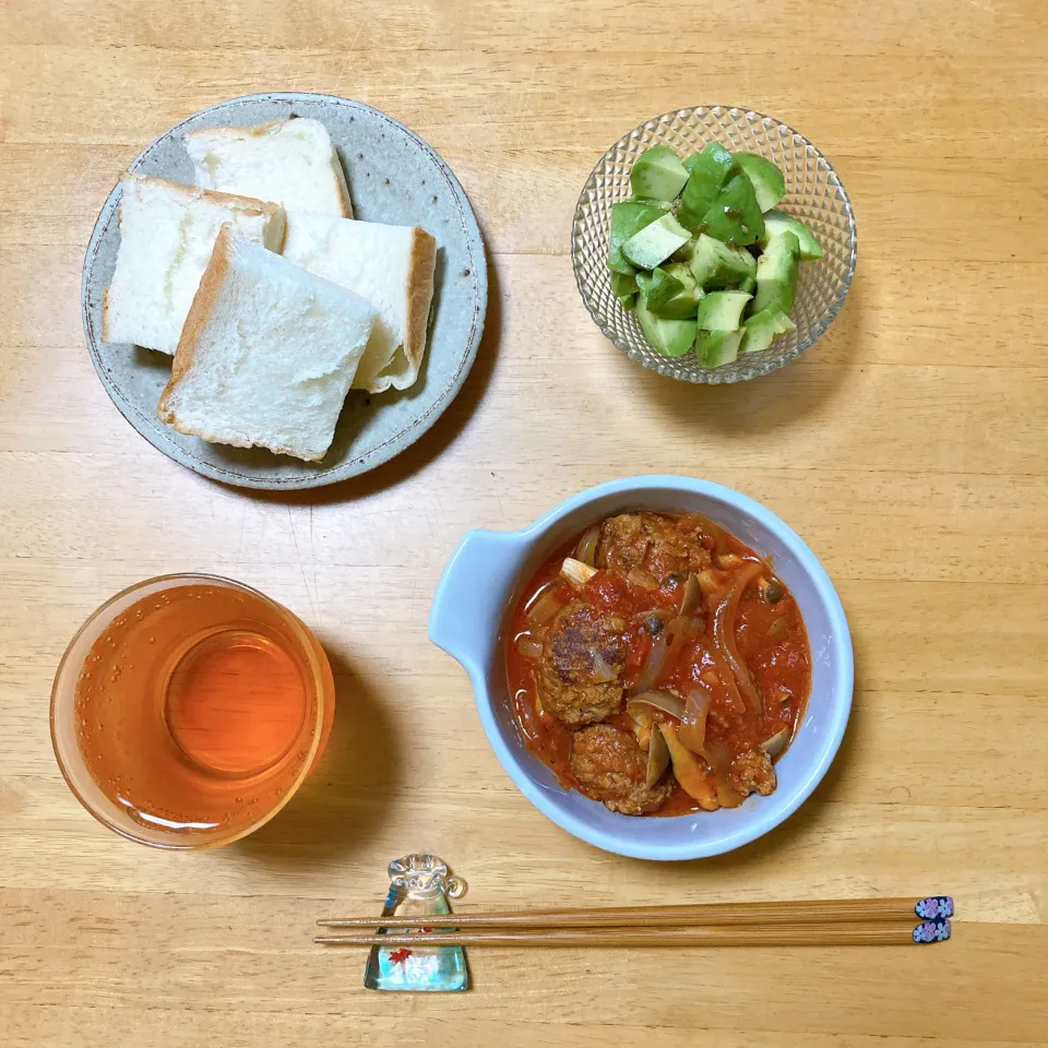 肉団子のトマトソース煮込み🍅|ちゃみこさん