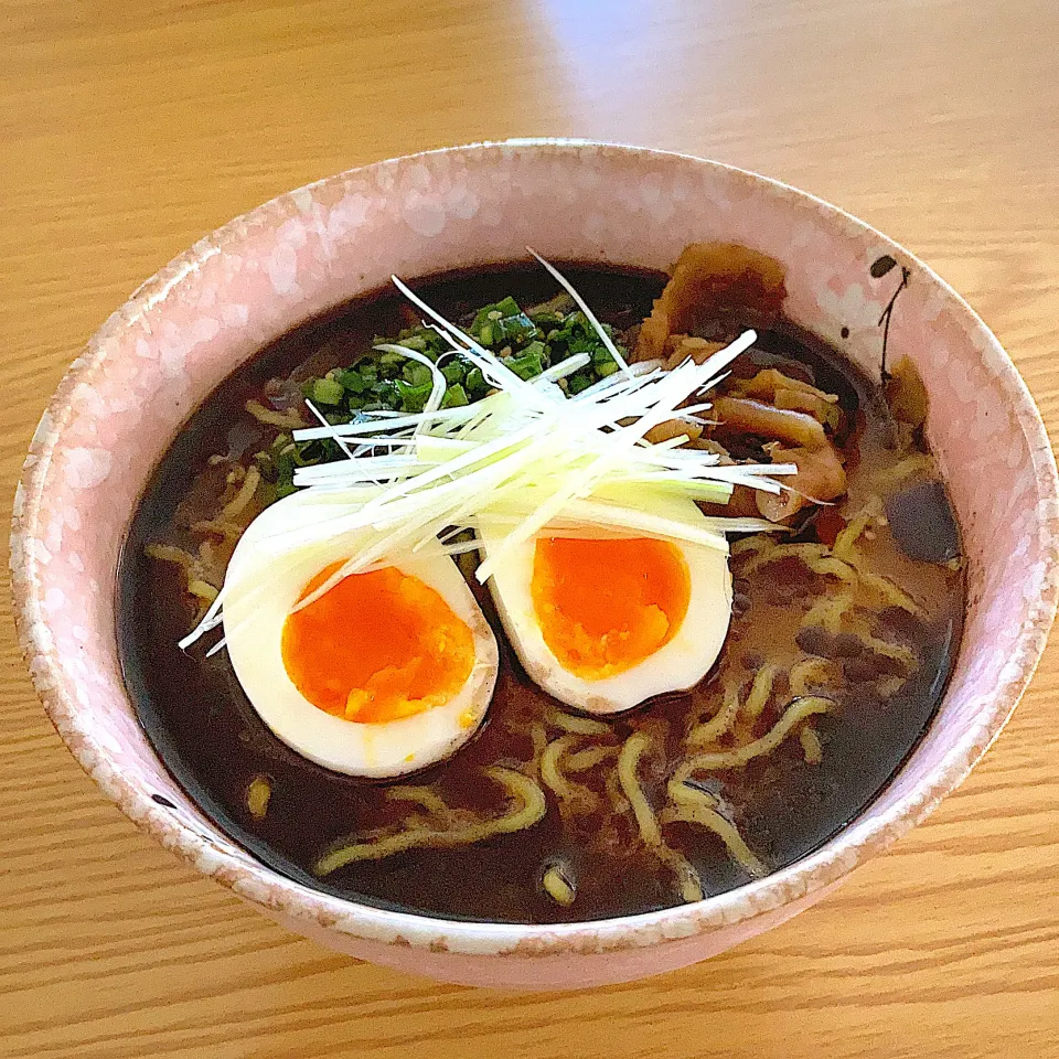 黒こく旨味噌ラーメン|ツインうさぎさん