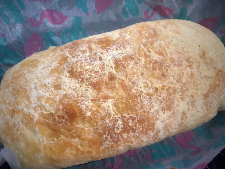 一斤バージョン🍞焼き上がり❤️先程の丸型と中身は同じです|みかさん