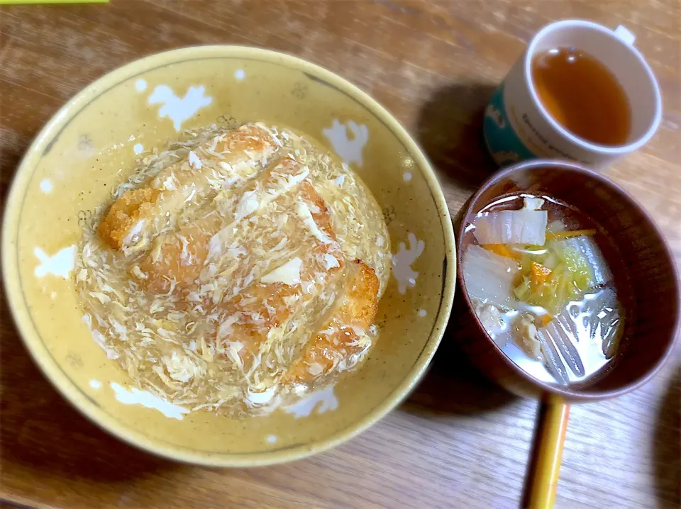 あんかけチキンカツ丼・中華スープ|ちびろ菌さん