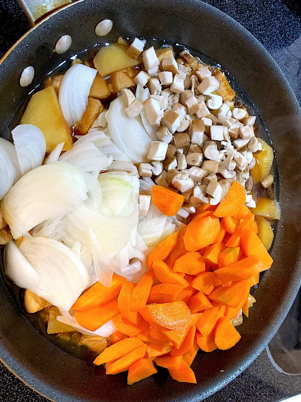 BRaiSeD ChiCKeN WiTh VeggiEs..|GeMzKiTchさん