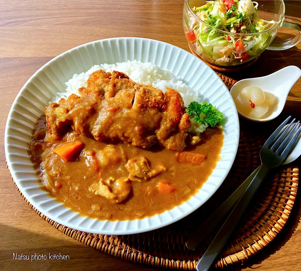 チキンカツカレー🍛♡梨とツナのサラダ🥗|ナツ1224さん