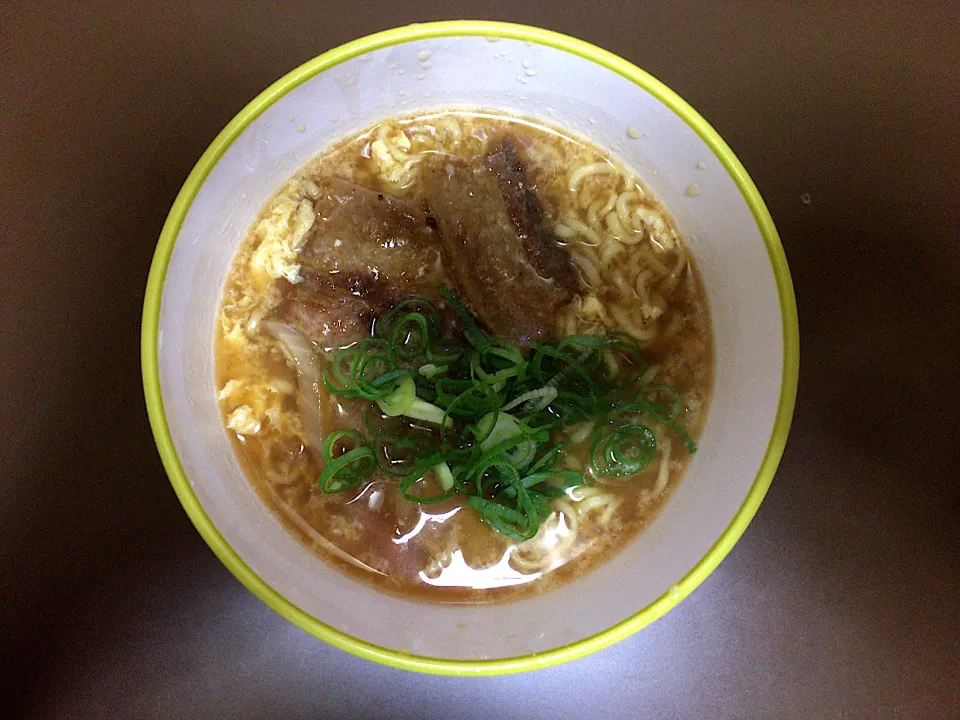 自家製 醤油ラーメン(玉子入)|ばーさんさん