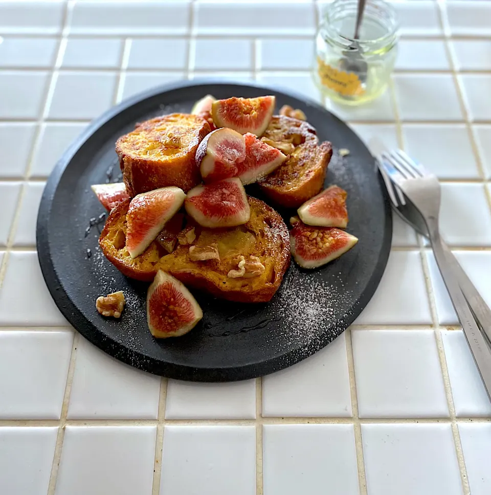 フレンチトースト　イチジクのせ|Mituさん