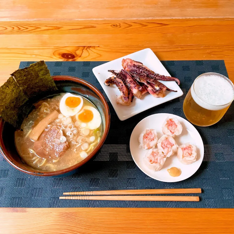 ラーメン、シュウマイ、ビール|Ruotoさん