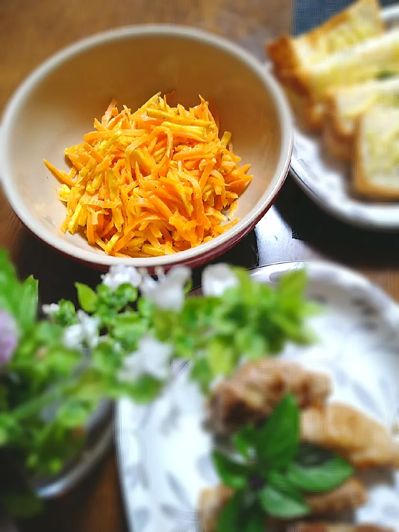 砂糖味屋キッチンさんの料理 カラムーチョ人参🥕🥕🥕|まめころさん