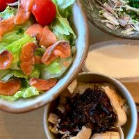 サーモンマリネのサラダ、お茶漬け、豆腐