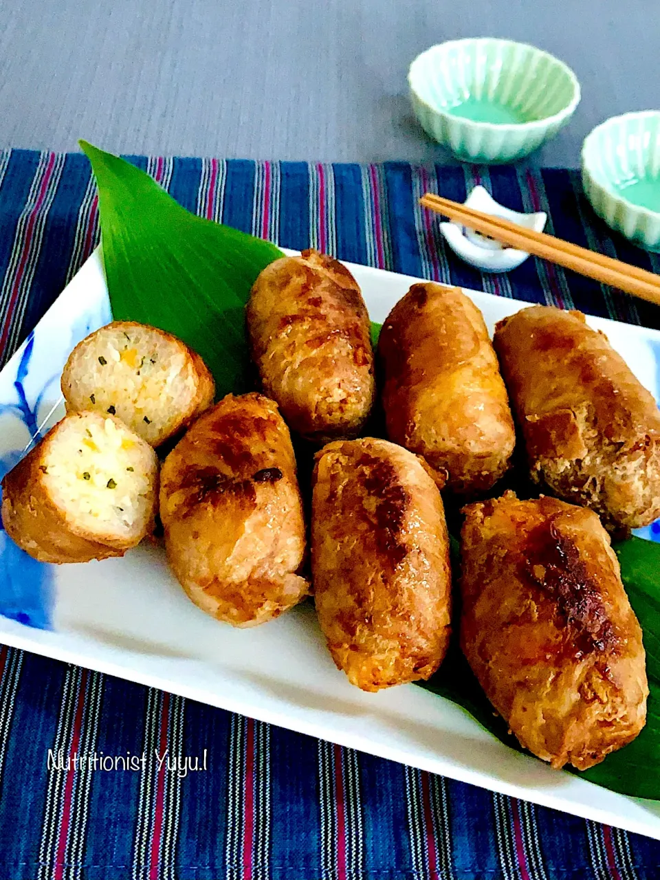 紫蘇とチーズの甘酒肉巻きおにぎり|ゆーこどんさん