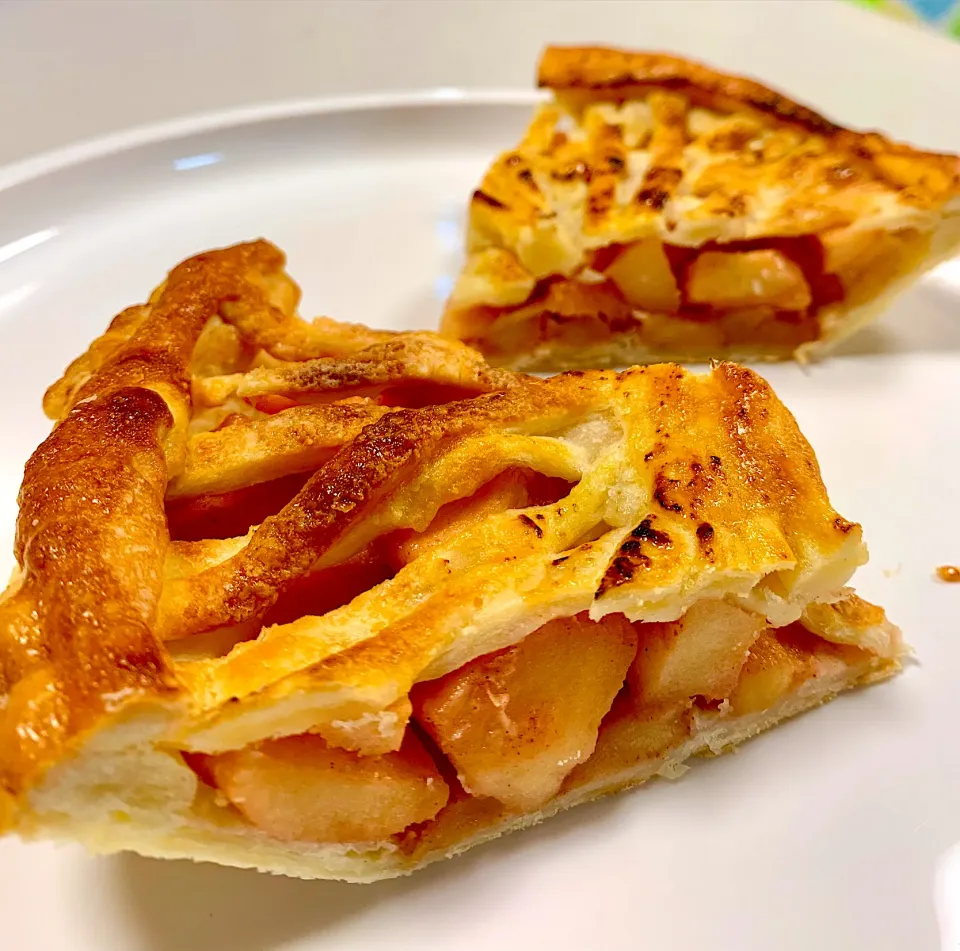 Another Shot of the Apple Pie|gonbenさん