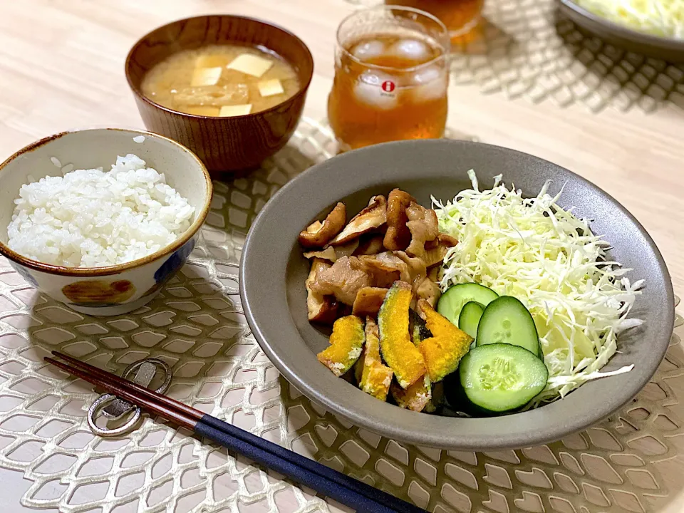 豚肉椎茸のポン酢炒め／南瓜の唐揚げ|ひろさんとゆりさんさん