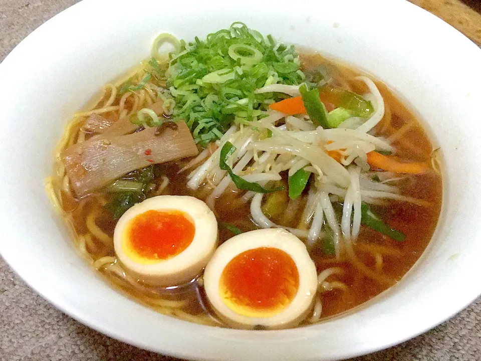 ラ王醤油味🍜|ちゃびきゅさん