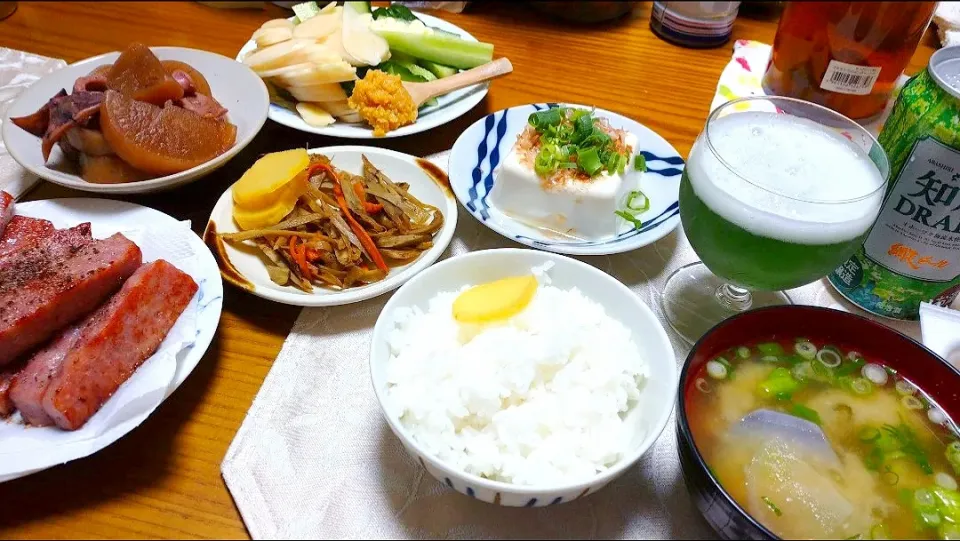 Snapdishの料理写真:9/19の夕食
炊きたてご飯🍚がおいしかった😋💕|卯月さん