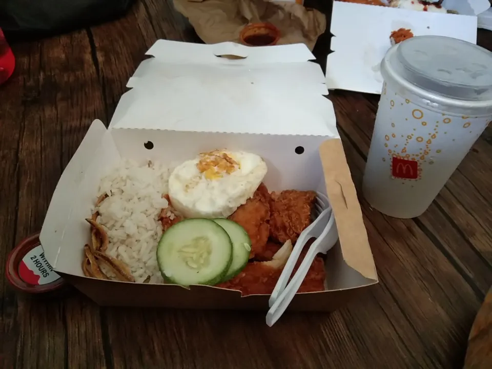 Nasi Lemak McD|Oka Budiさん