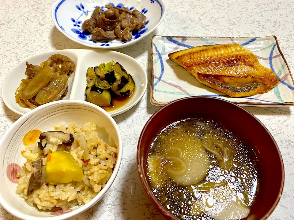 さつまいもご飯、芋の子汁♪|rin♪さん