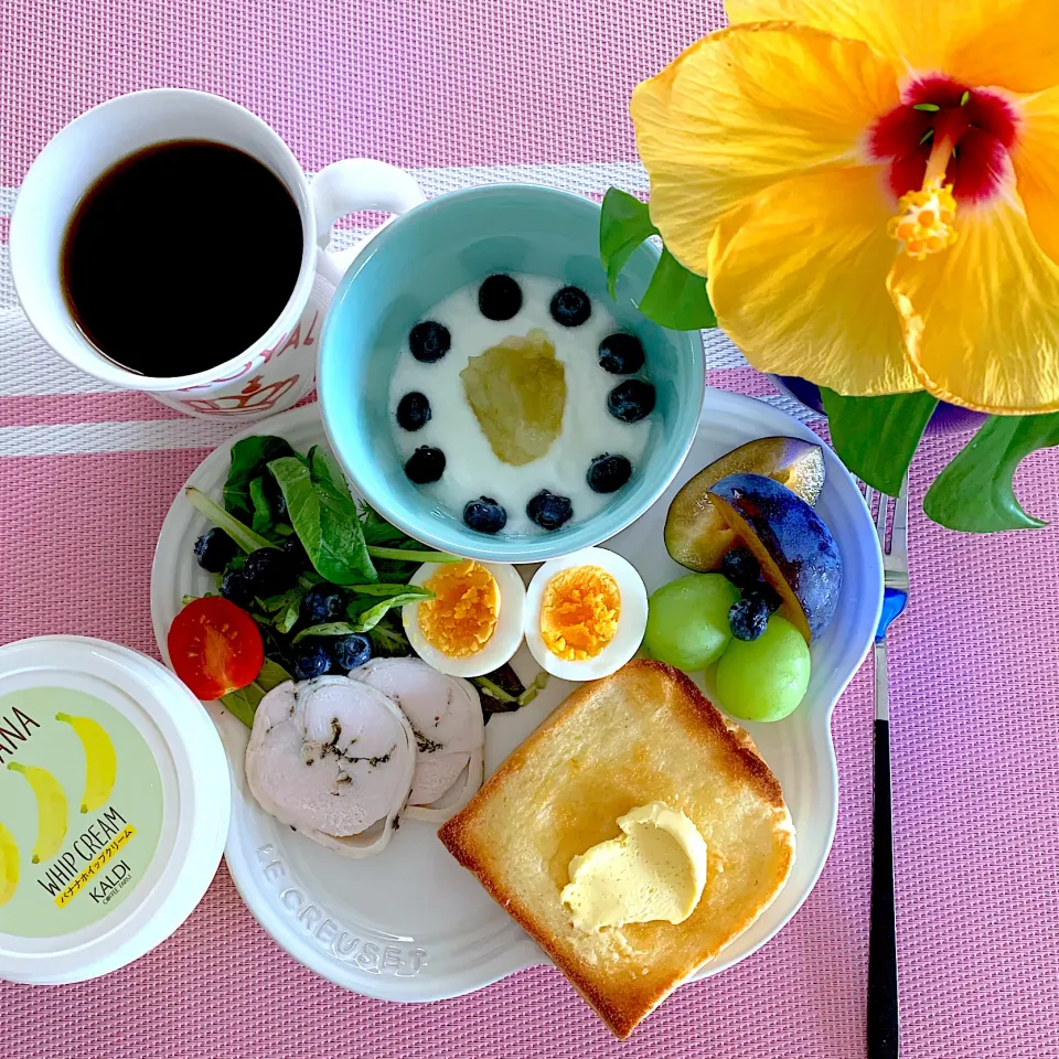 Snapdishの料理写真:🌼花とモーニングプレート🌼|あっちゃんさん