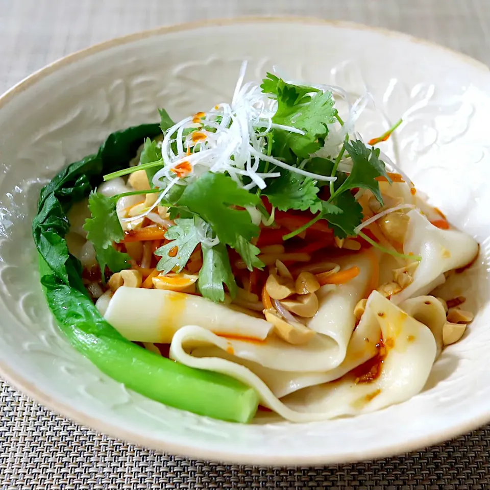 かおるさんの料理 ヨーポービャンビャン麺のベルト麺|かおるさん