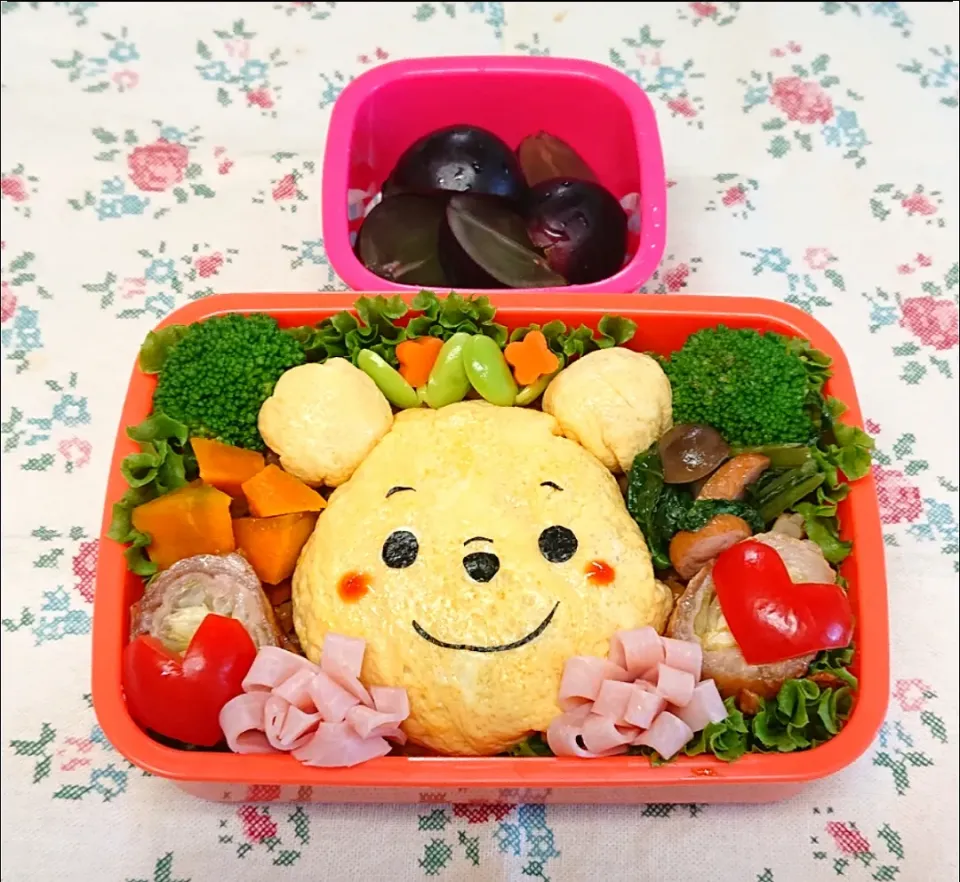 プーさんオムライス弁当❤️|みちゅあしさん