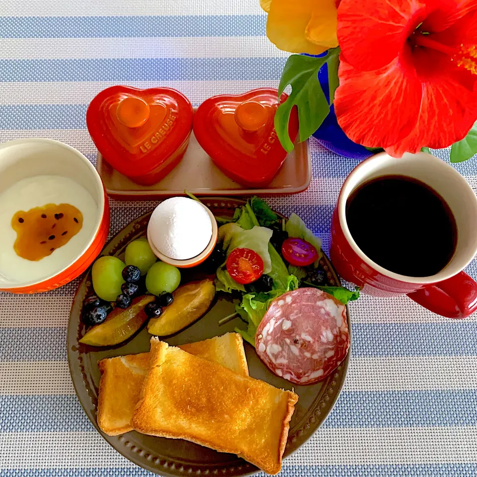 Snapdishの料理写真:🌼花とモーニングプレート🌼|あっちゃんさん