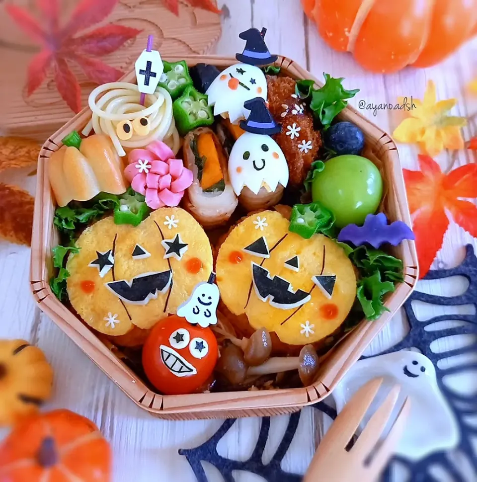 包まないオムすびでジャックオランタン🎃
ハロウィン弁当はじめました♪|ayano.adshさん