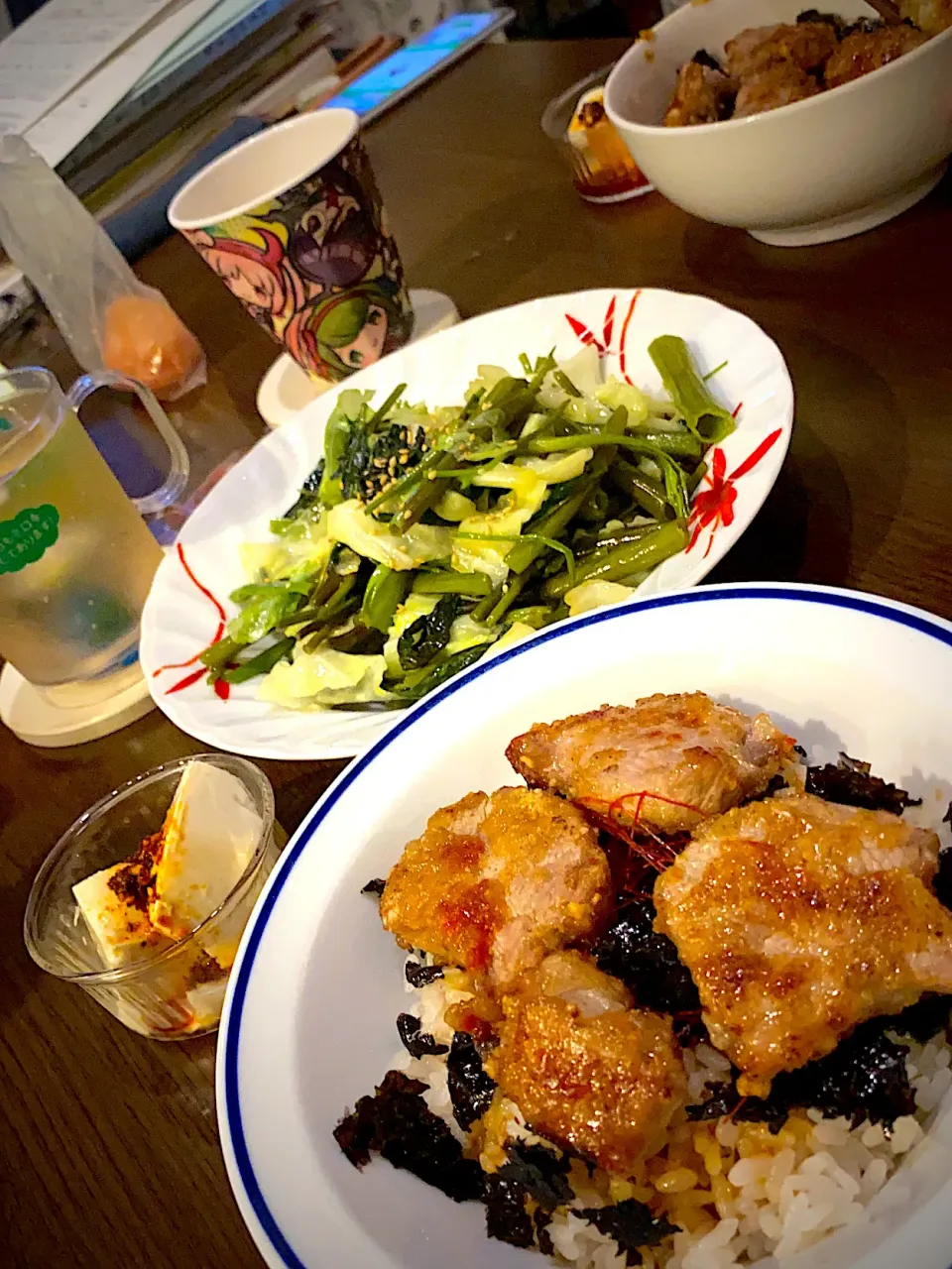 豚丼　キャベツと空芯菜炒め　冷奴　とうもろこしと大麦のお茶|ch＊K*∀o(^^*)♪さん