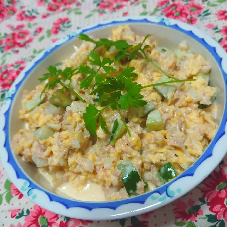 taruto⭐️さんの料理 ツナとたまごのオイマヨサラダ😋🍴|cocco+さん