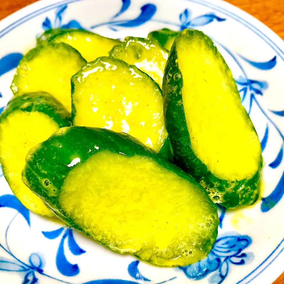 まいりさんの料理 簡単胡瓜の辛子漬け🥒|まいりさん