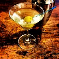 🇬🇧James Bond Martini, wodka based, shaken, not stirred🇬🇧|RockinBluesさん