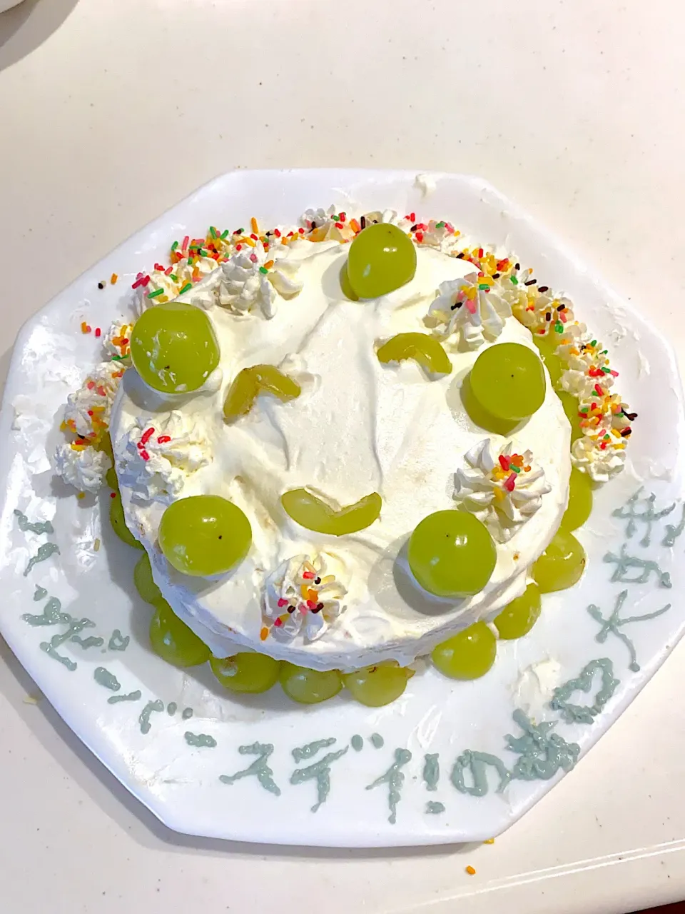 子供達が自分で作った手作りケーキ|モグちゃんさん