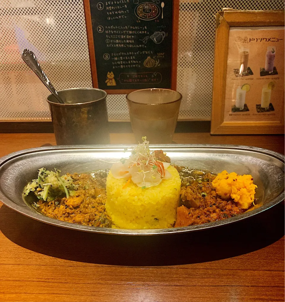 梅田 LUCUA バルチカ 旧ヤム鐵道 トリプルカレー¥1232 ヤムカレー辛口¥110 2021.09.23|papicoさん