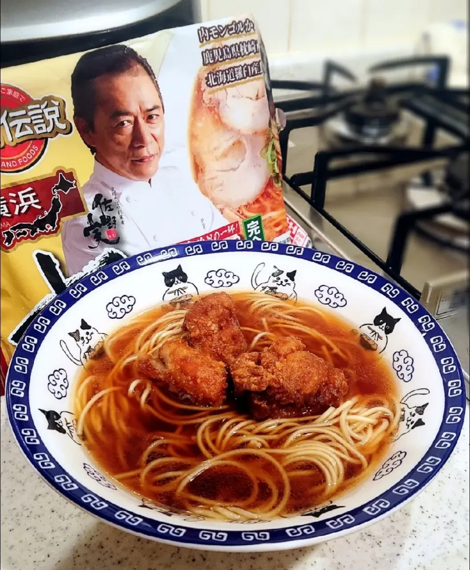 イチロッタさんの料理 鶏の唐揚げラーメン✨✨✨腹太るんだ、コイツがな❣️😄|GGGさん