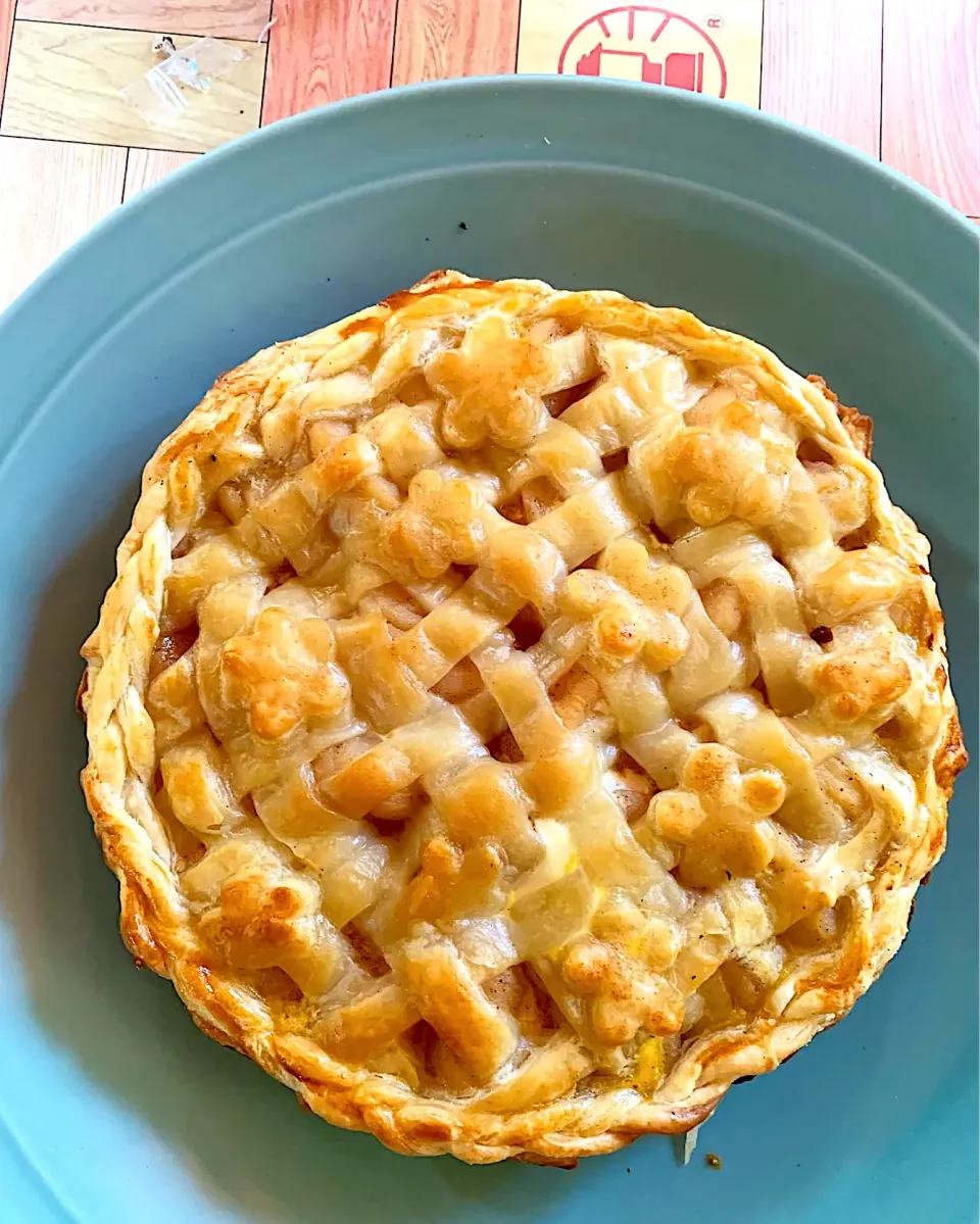 キャンプスィーツ🍎アップルパイ🥧|みっこちゃんさん