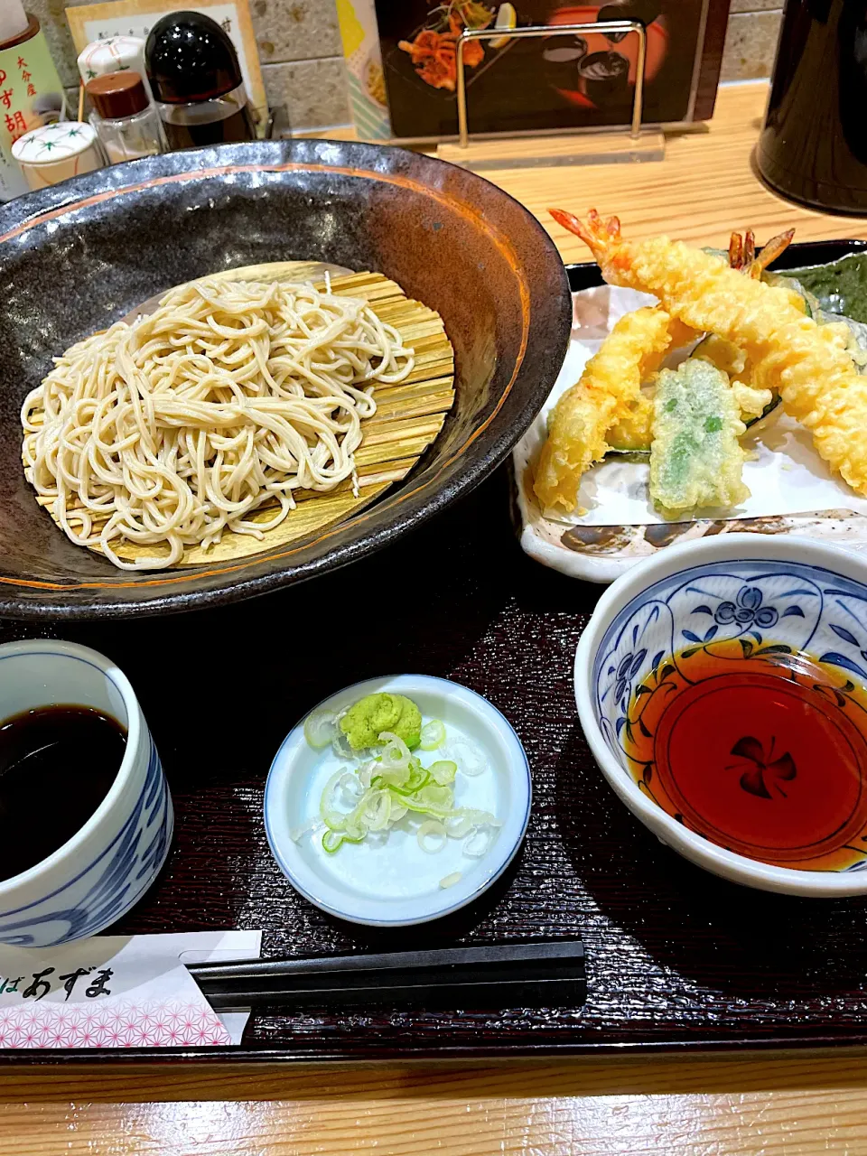 Snapdishの料理写真:生そば あずまの大海老天盛りそば＠横浜 川島町|Yasuhiro Koikeさん