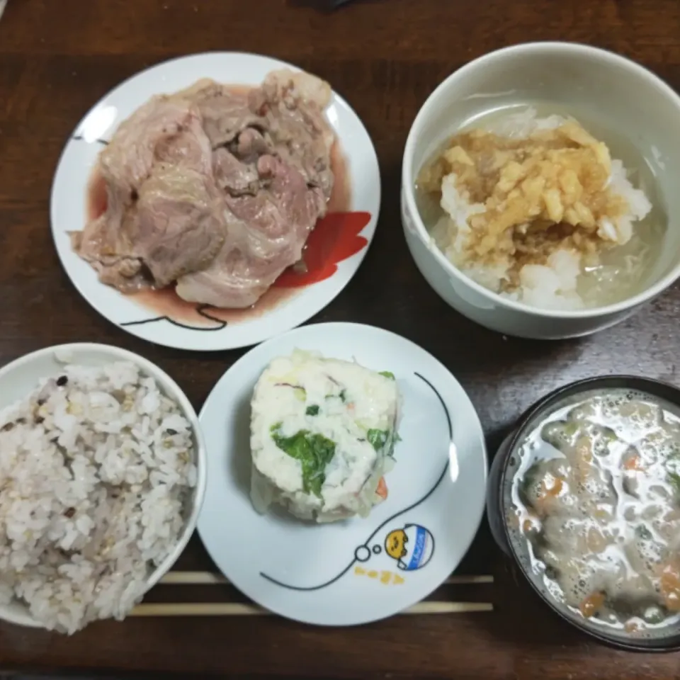 大根おろしに生姜にんにくのすりおろしタレで豚焼肉|アクちゃんさん