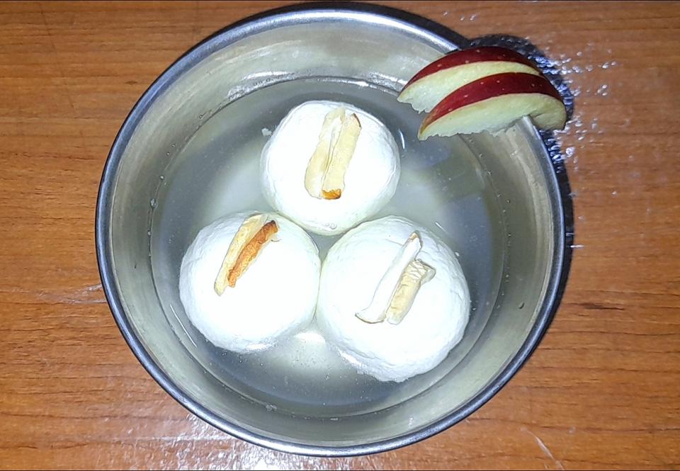 Soft And Sweet Rasagulla